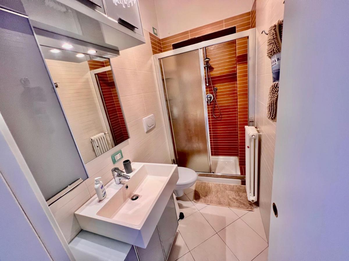 Divina Luxury Apartment With Jacuzzi Near The Lake Como Exterior foto