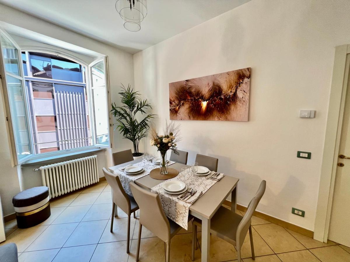 Divina Luxury Apartment With Jacuzzi Near The Lake Como Exterior foto